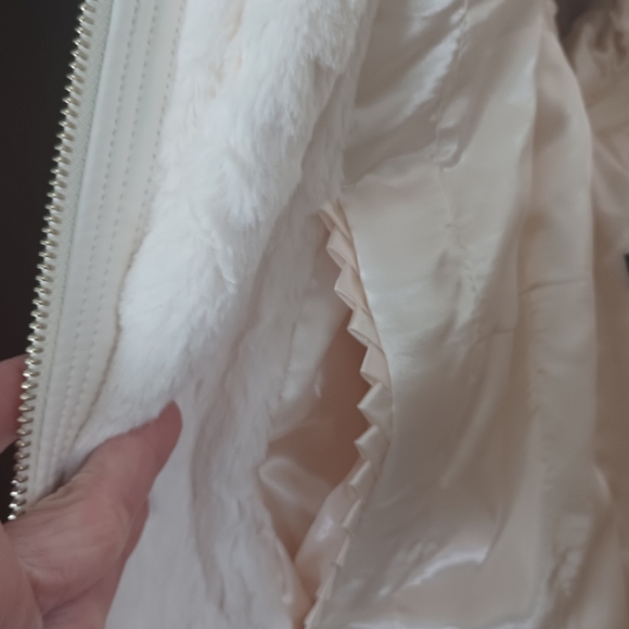 Dennis Basso Women's Sterling Ivory Faux Fur/leather Jacket Size XS - Picture 7 of 10